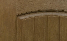Rustic Collection | Clopay entry door close up of Cherry grain